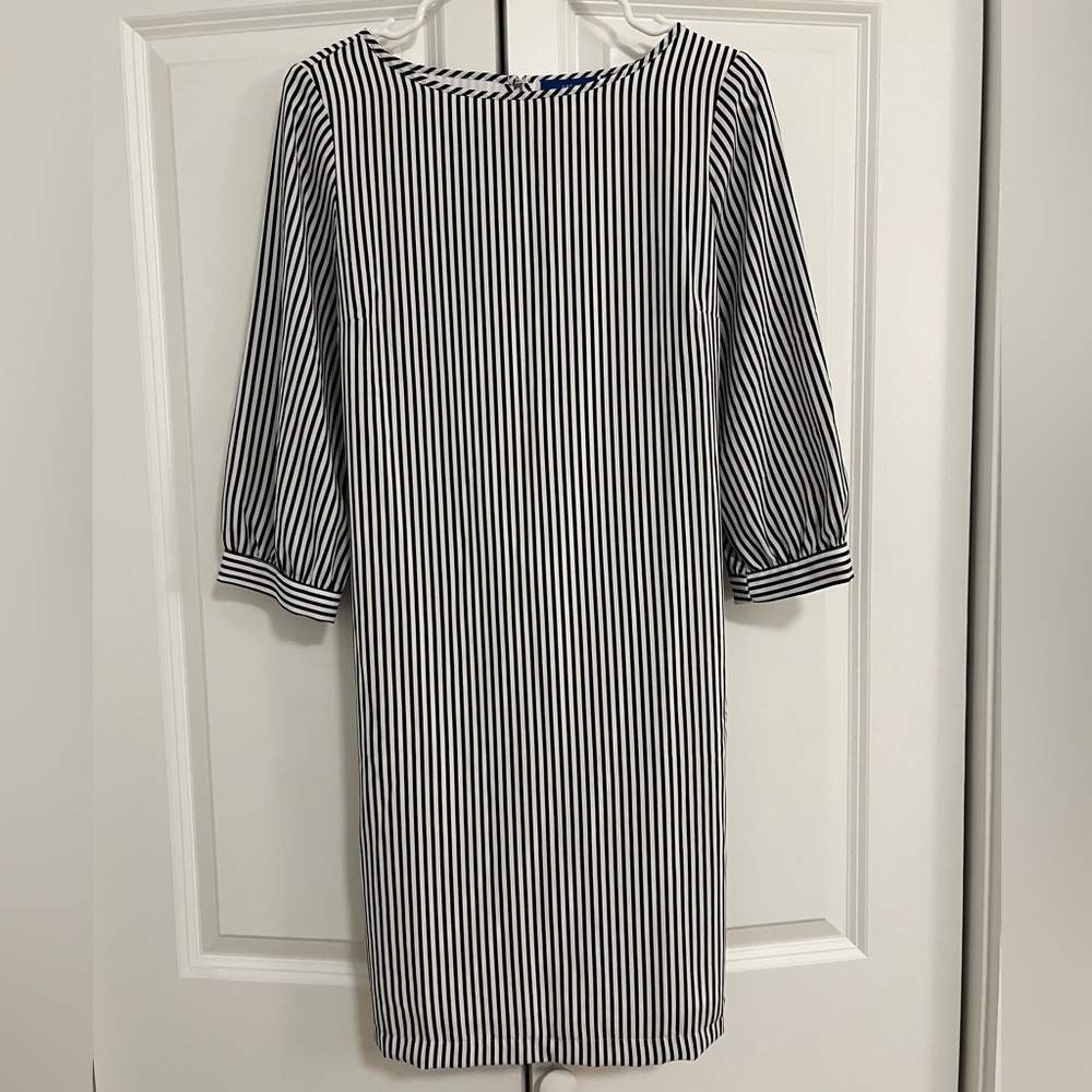 Apt 9 Long Sleeved Black and White Striped Small Dress